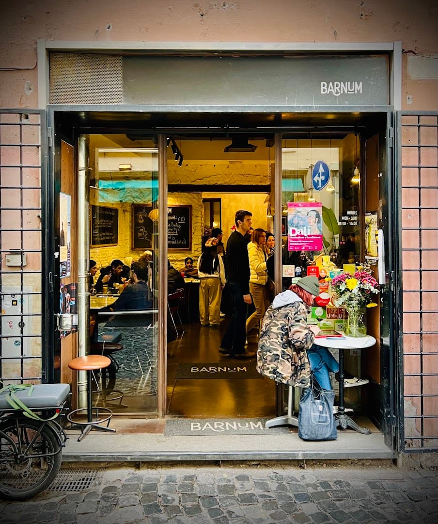 Storefront of Barnum Roma, specialty coffee shop in Rome