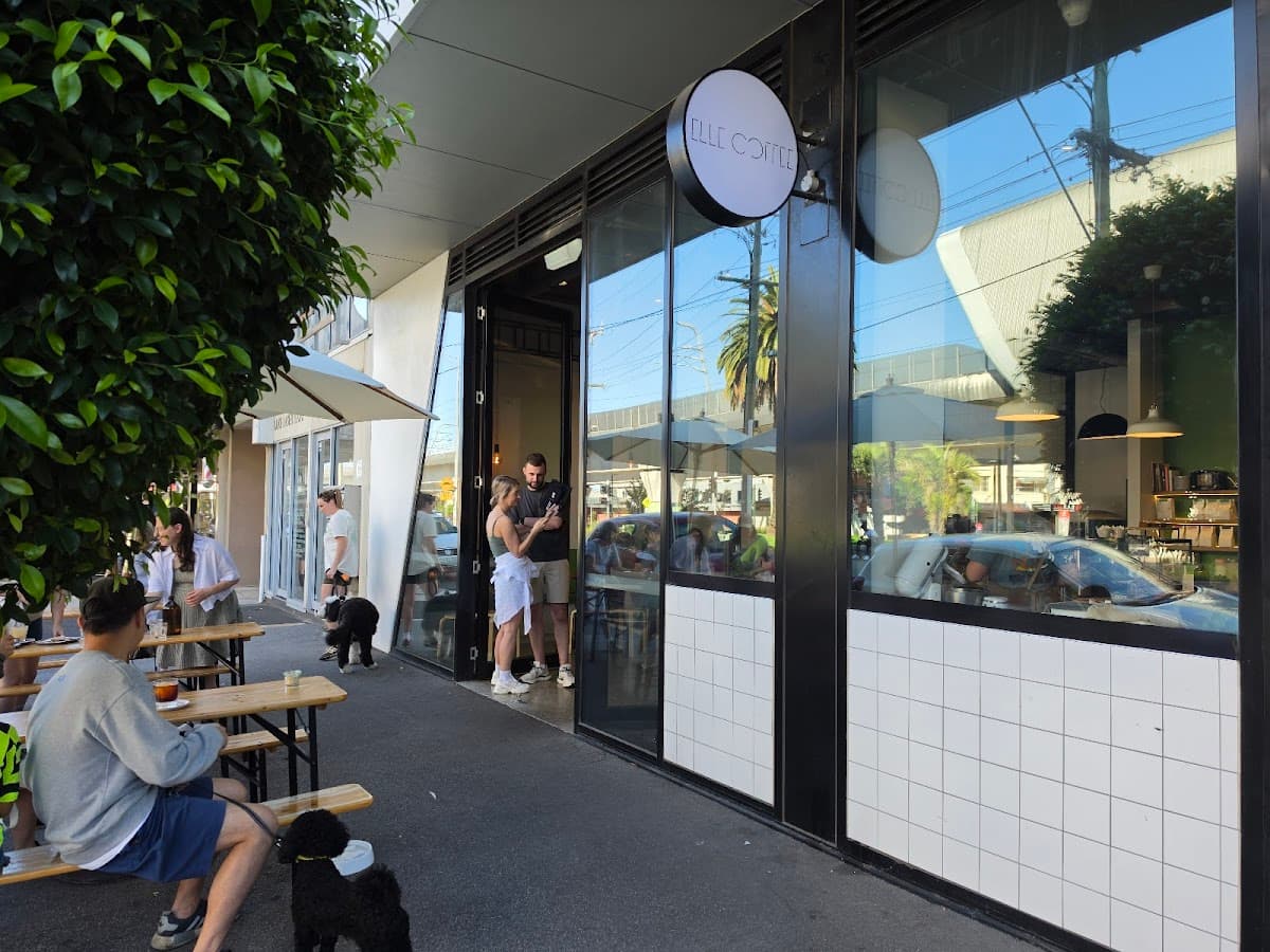 Elle Coffee - specialty coffee shop in Carnegie