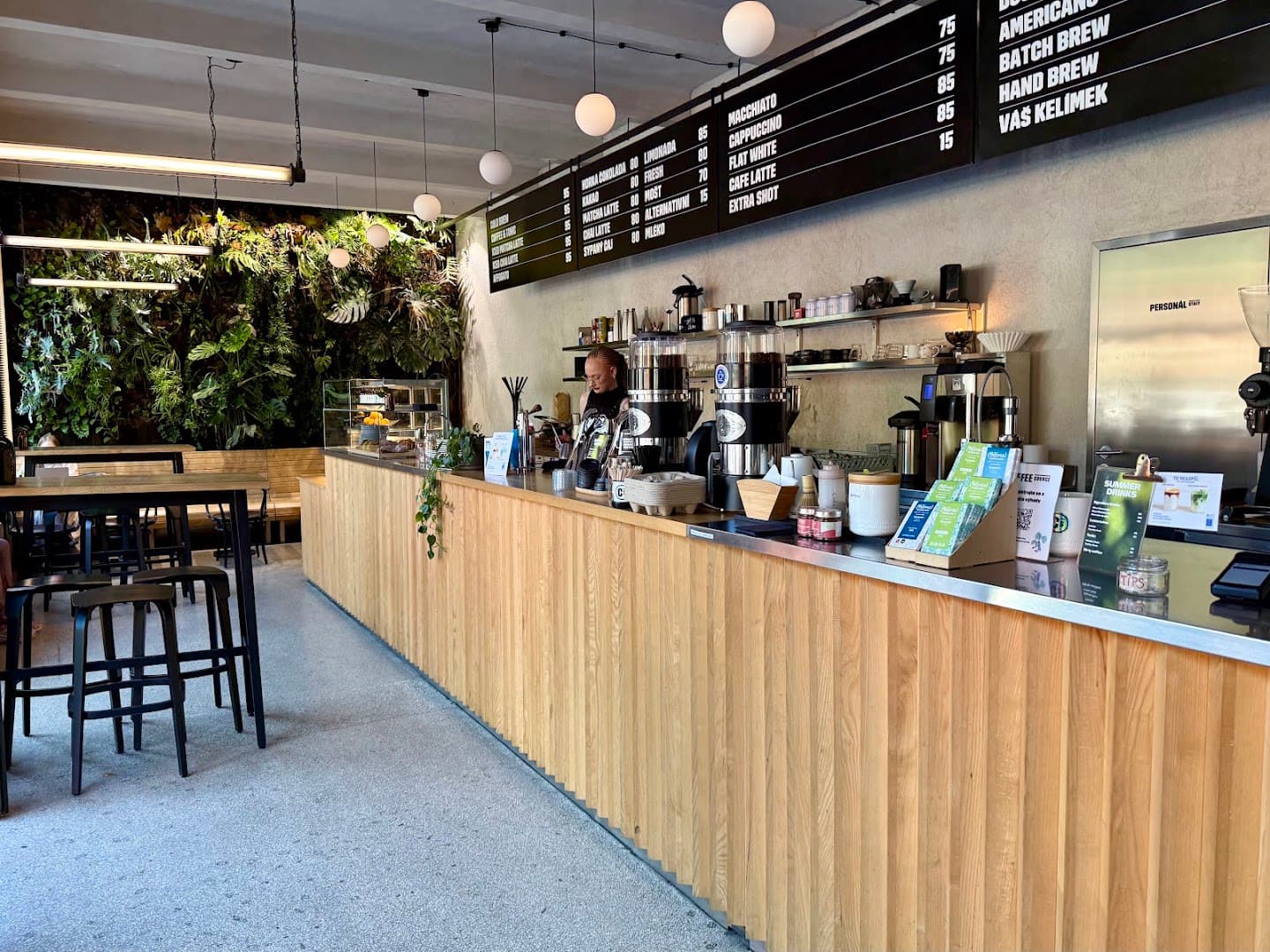 Coffee Source Francouzská — specialty coffee in Prague