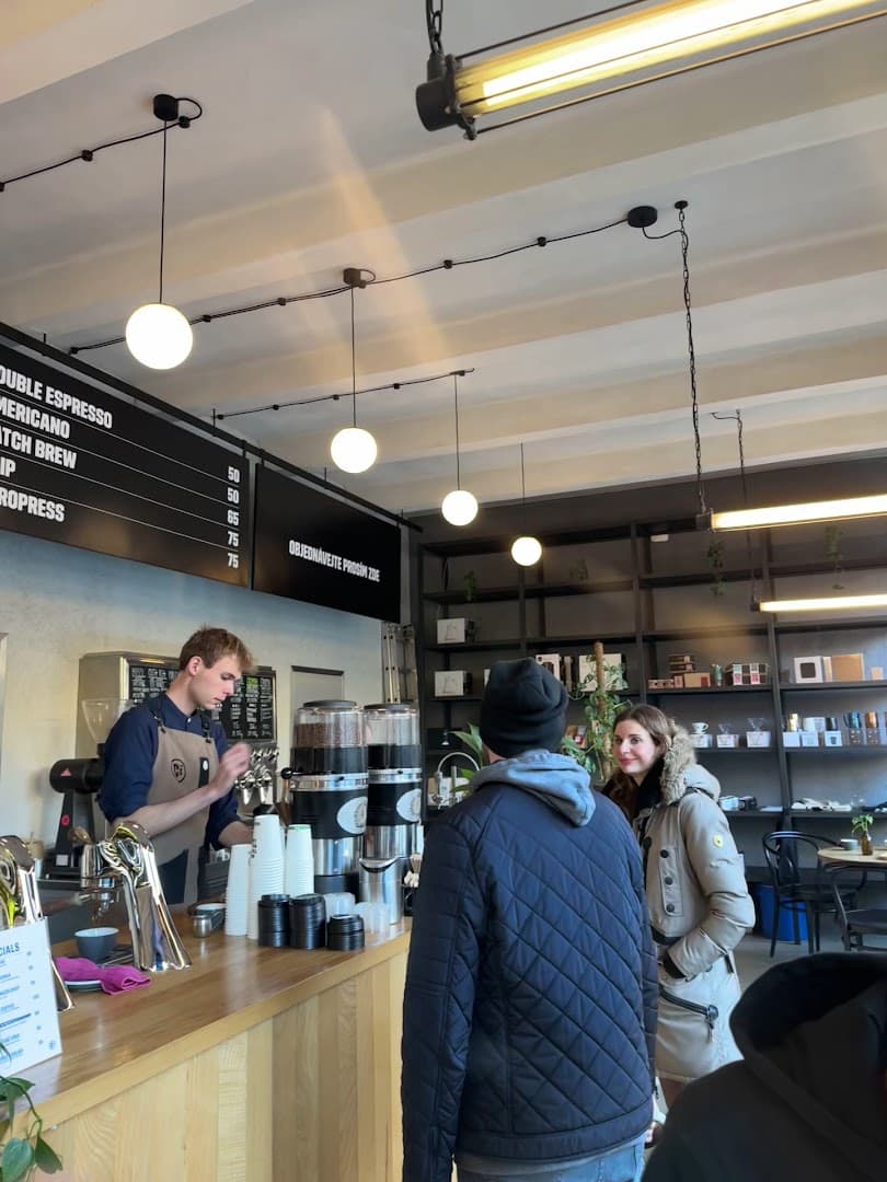 Coffee Source Francouzská - specialty coffee shop in Prague