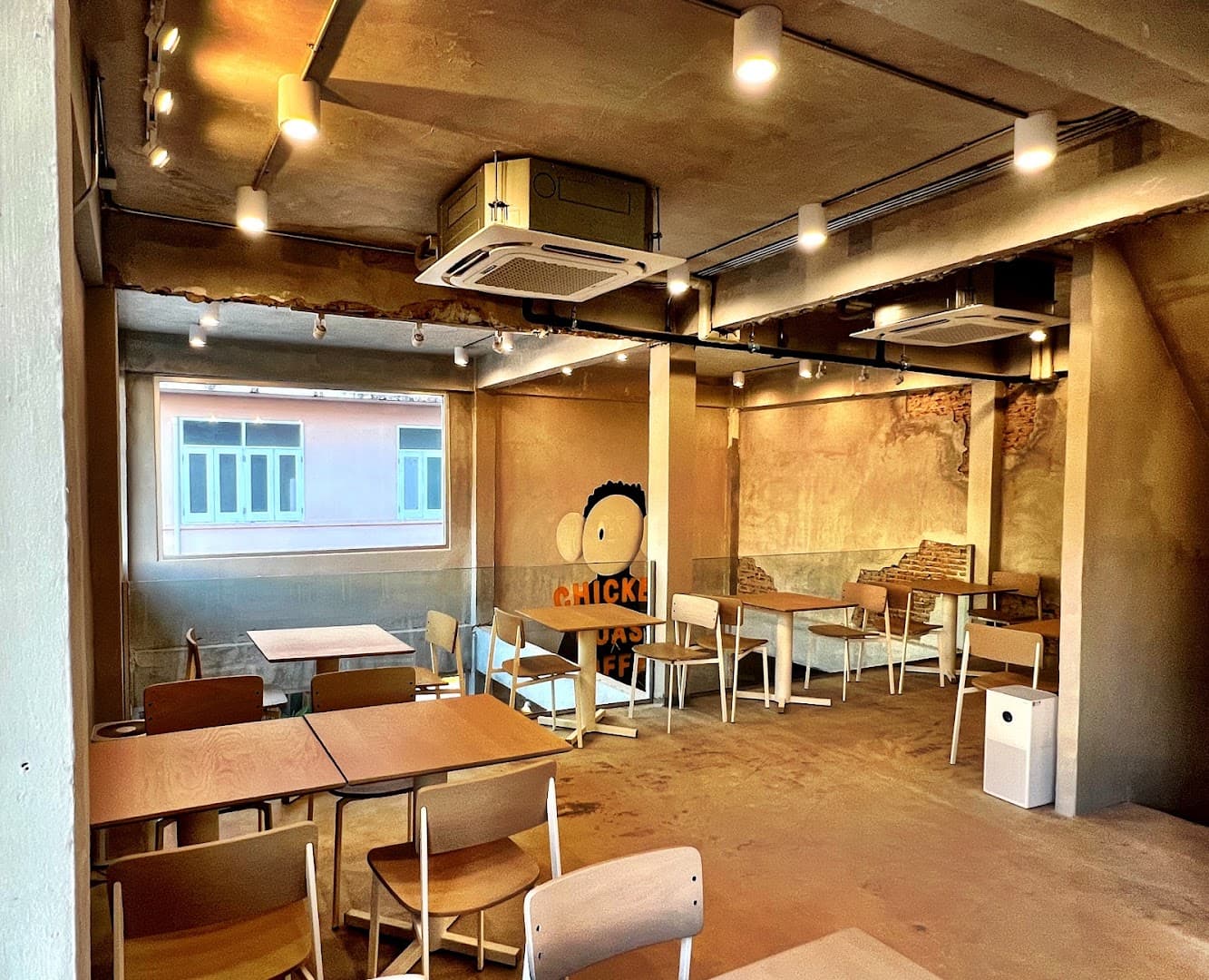 Chicken Roast Coffee - Flagship Store - specialty coffee shop in Bangkok