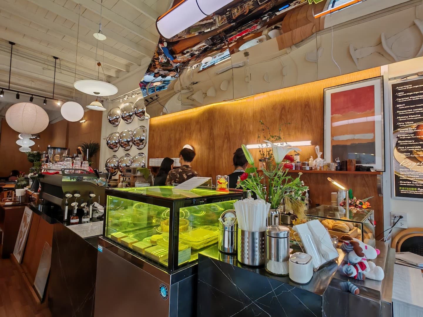 ENVIES cafe — specialty coffee in Bangkok