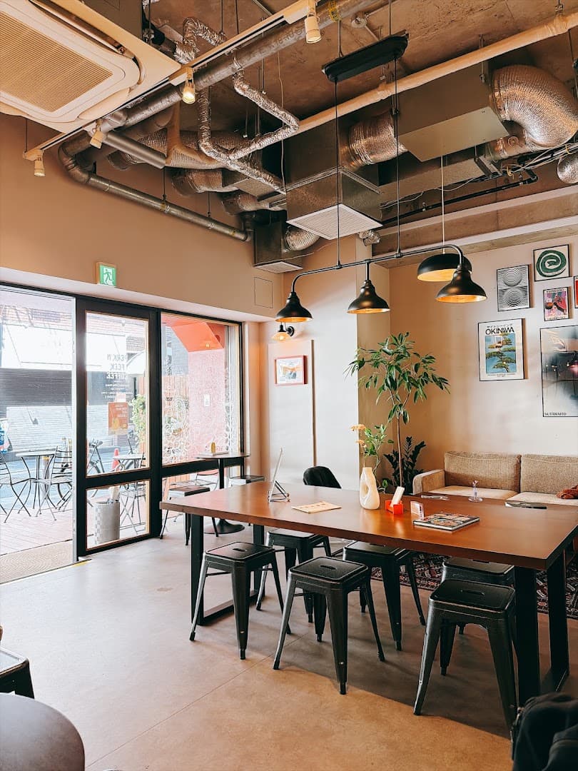 Perk'n Peek Coffee - specialty coffee shop in Osaka