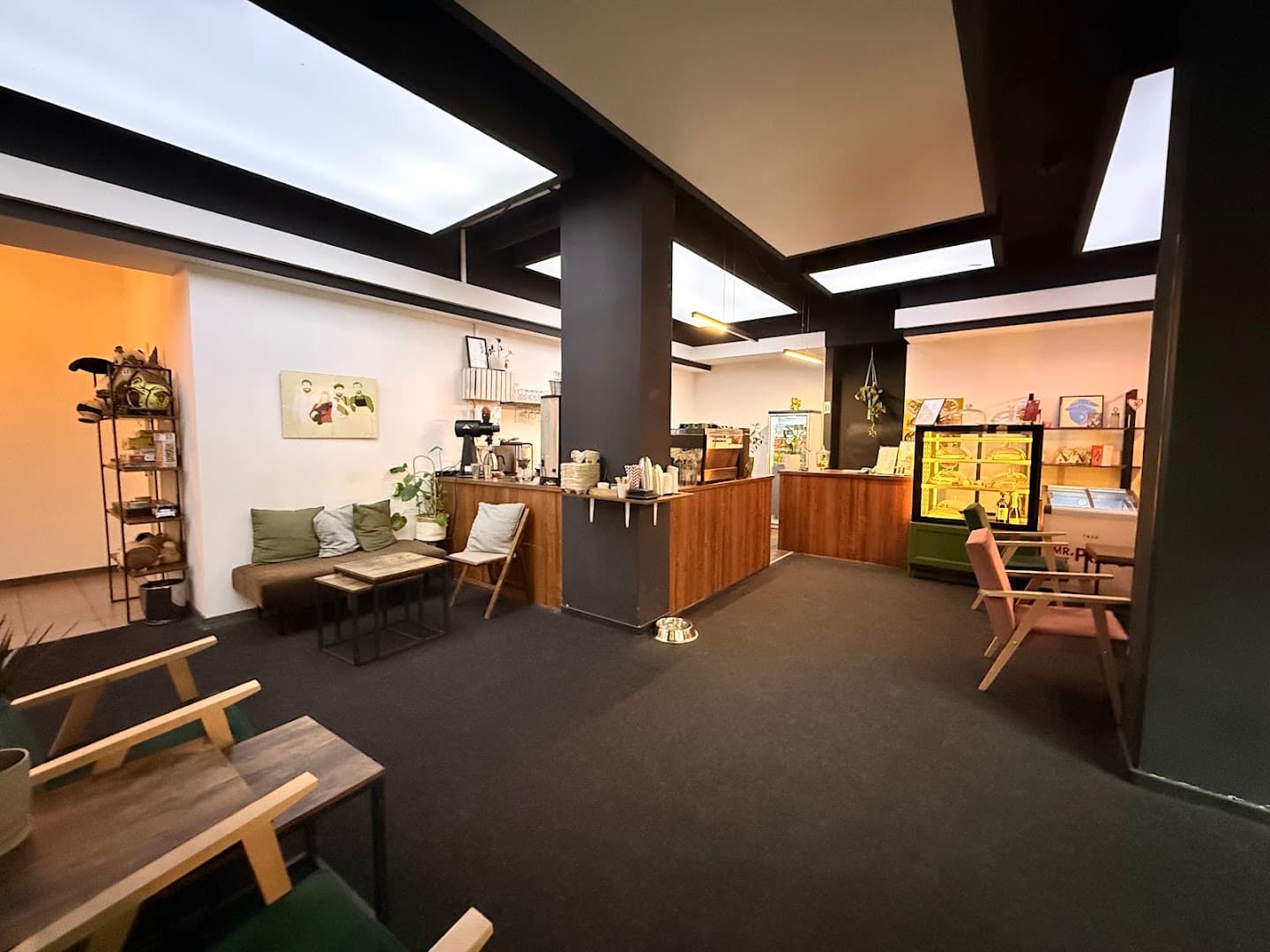 Interior of Balance Speciality Coffee, specialty coffee shop in Warsaw