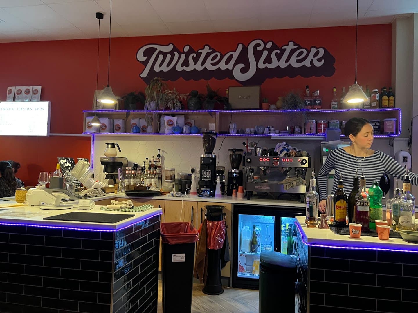 Twisted Sister Cafe specialty coffee shop in London - photo 5