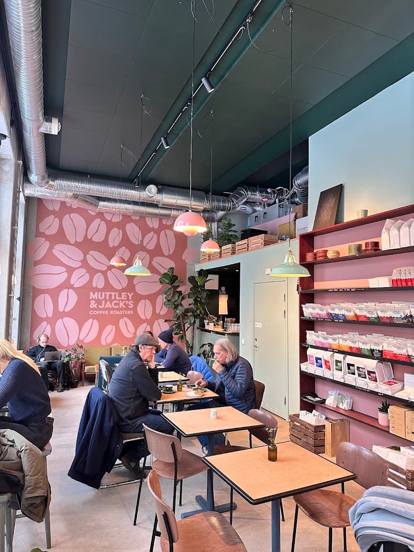 Muttley & Jack's Coffee Roasters - specialty coffee shop in Stockholm