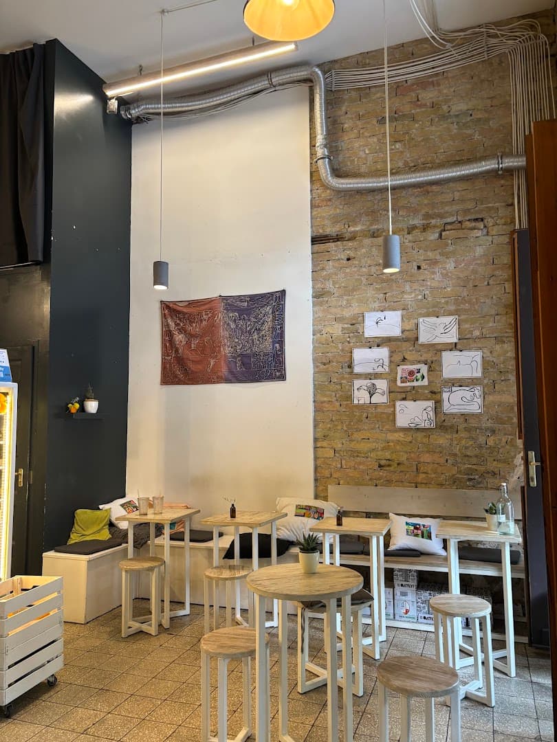 Cube Coffee Bar - specialty coffee shop specialty coffee shop in Budapest - photo 8