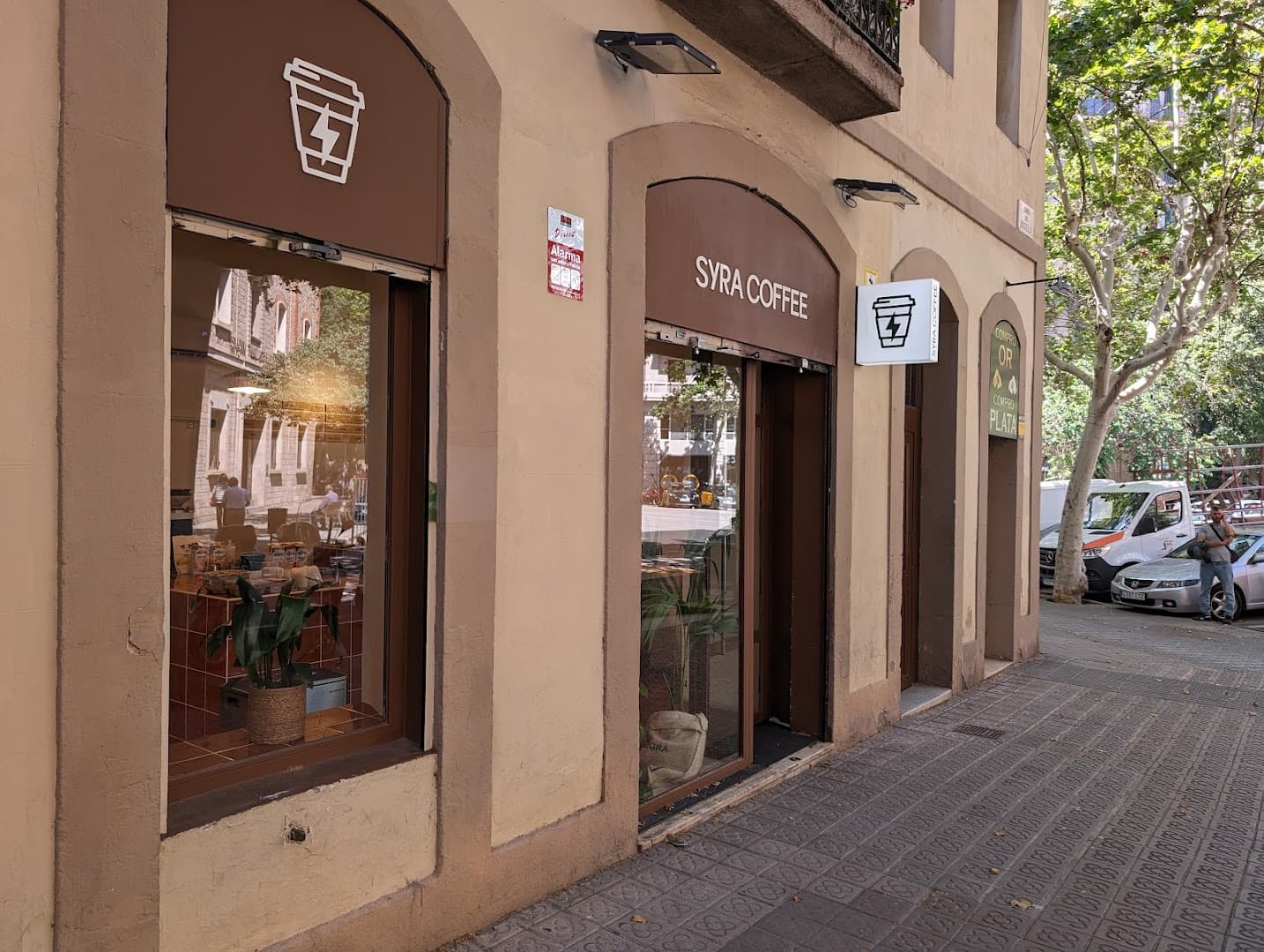 Syra Coffee - Roselló - specialty coffee shop in Eixample