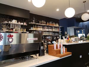 Two Hearted Queen - specialty coffee shop in Lake View