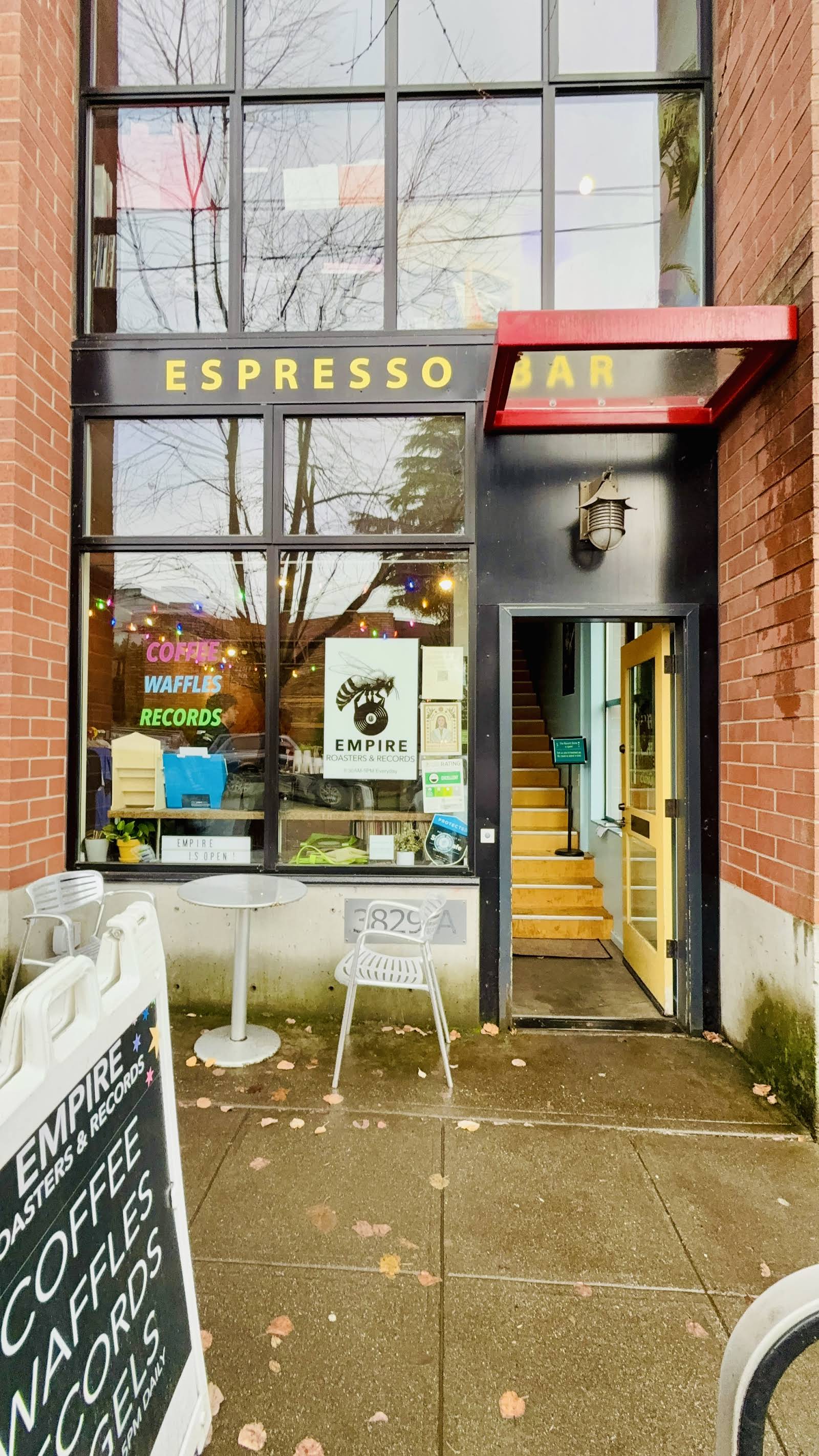 Empire Roasters & Records specialty coffee shop in Seattle - photo 8