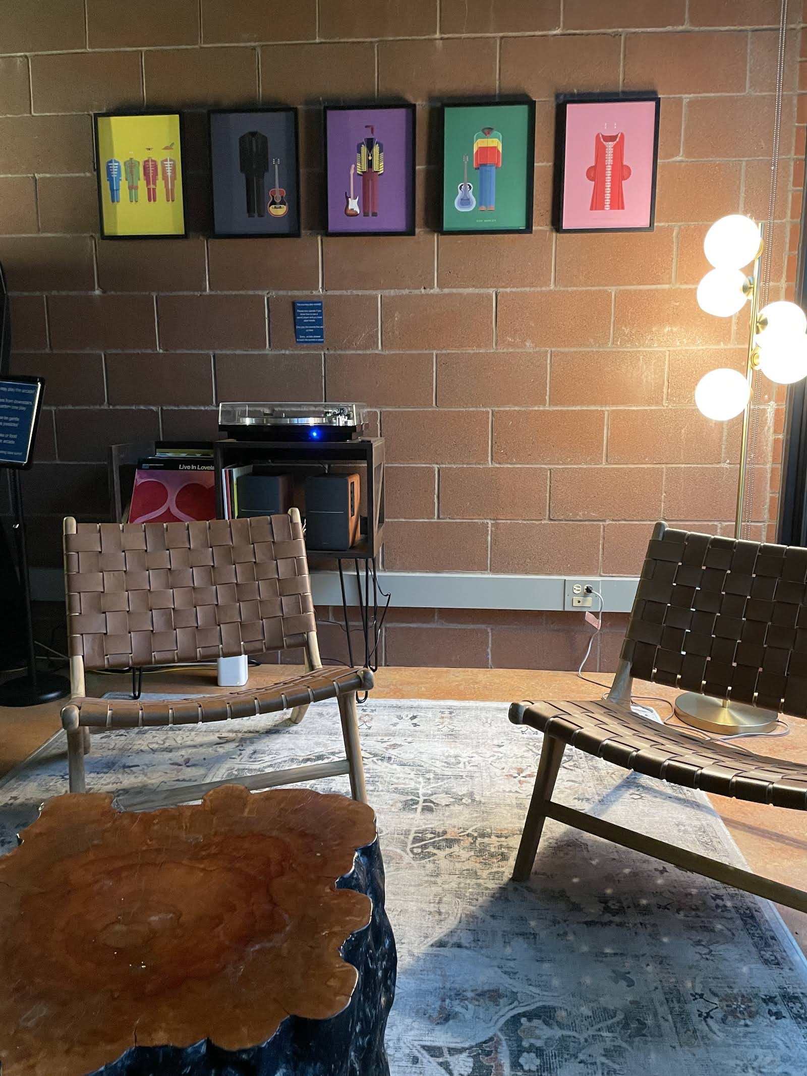 Empire Roasters & Records specialty coffee shop in Seattle - photo 9
