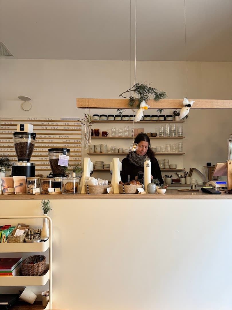 4minutes cafe specialty coffee shop in Budapest - photo 10