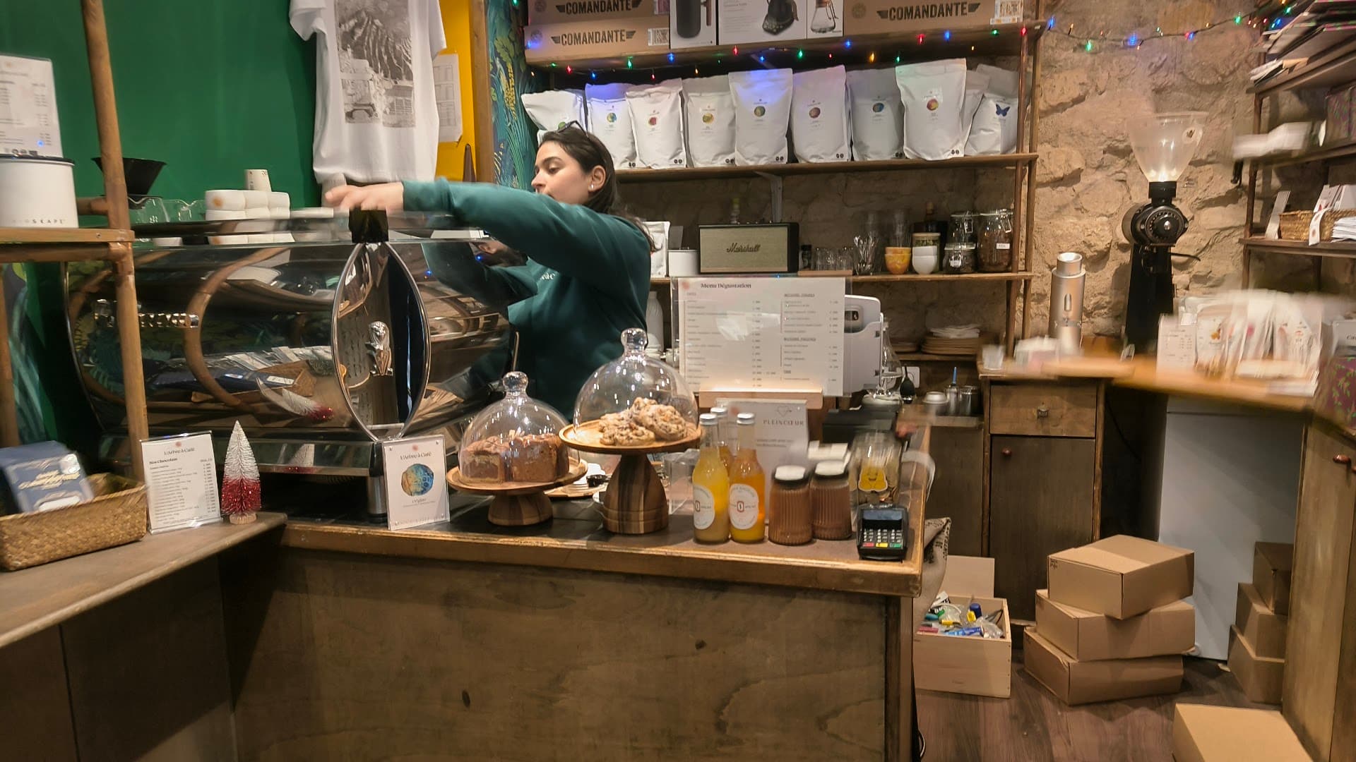 L'Arbre à Café - Torréfacteur & Café de Spécialité Sentier - specialty coffee shop in Paris
