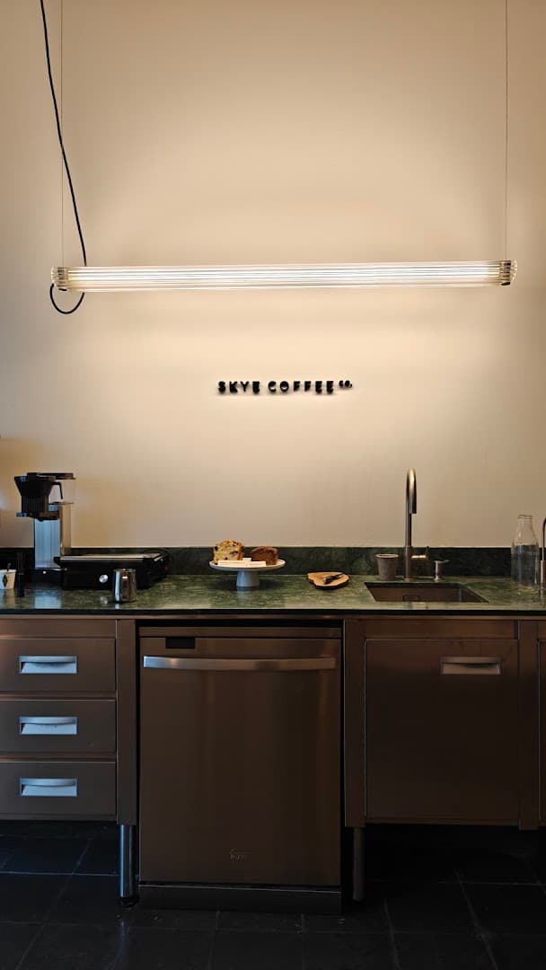 Skye Coffee Co. - specialty coffee shop in Sant Martí