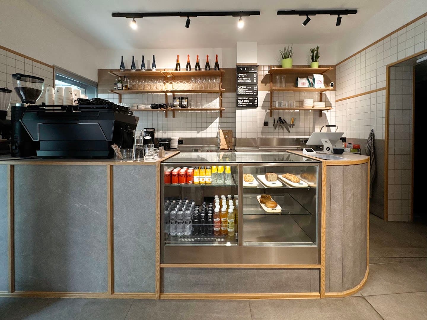 VEIA Café & Clubhouse - specialty coffee shop in Madrid