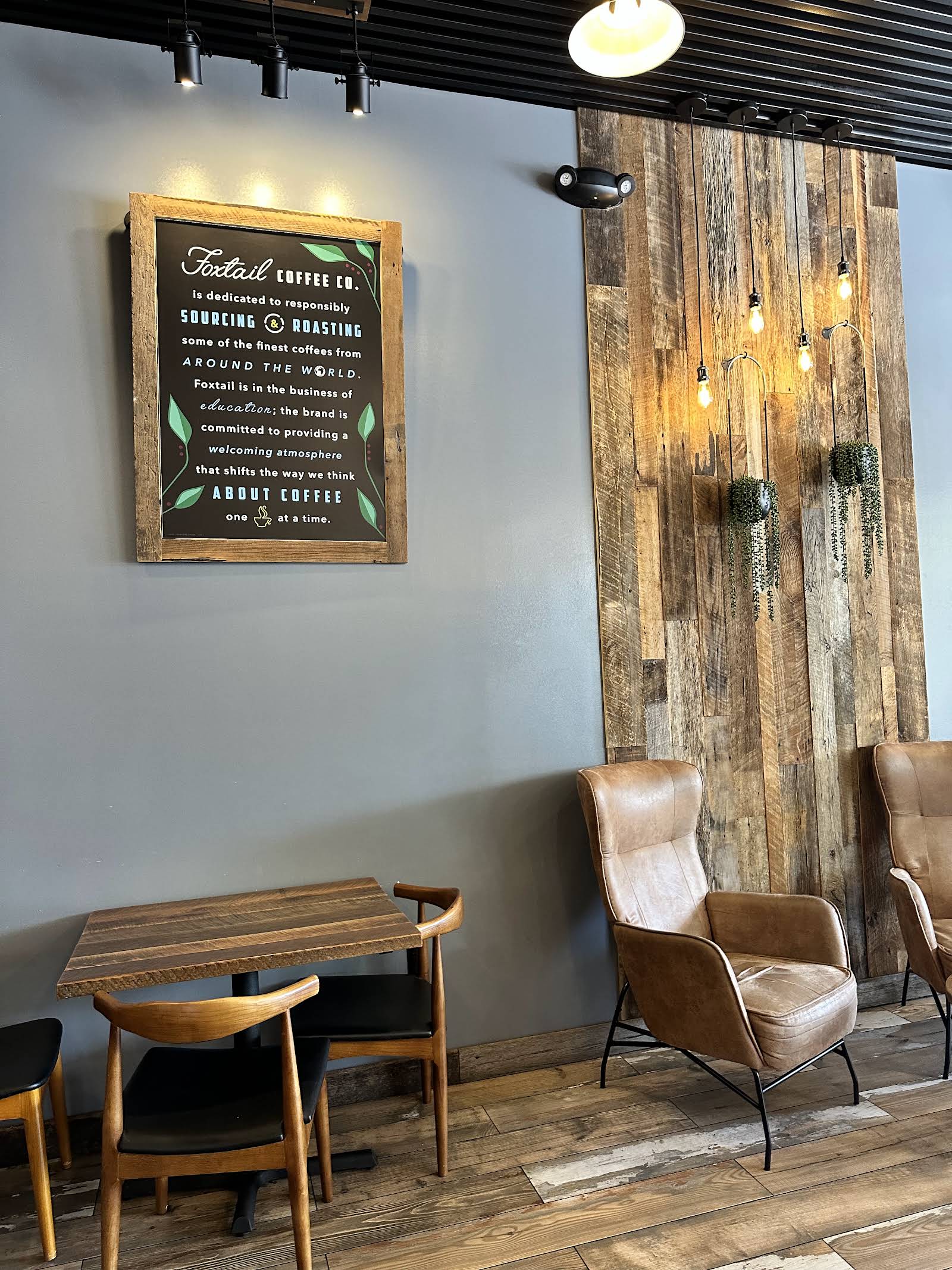 Foxtail Coffee & Kelly’s Ice Cream - Hunters Creek (with drive-thru) - specialty coffee shop in Orlando