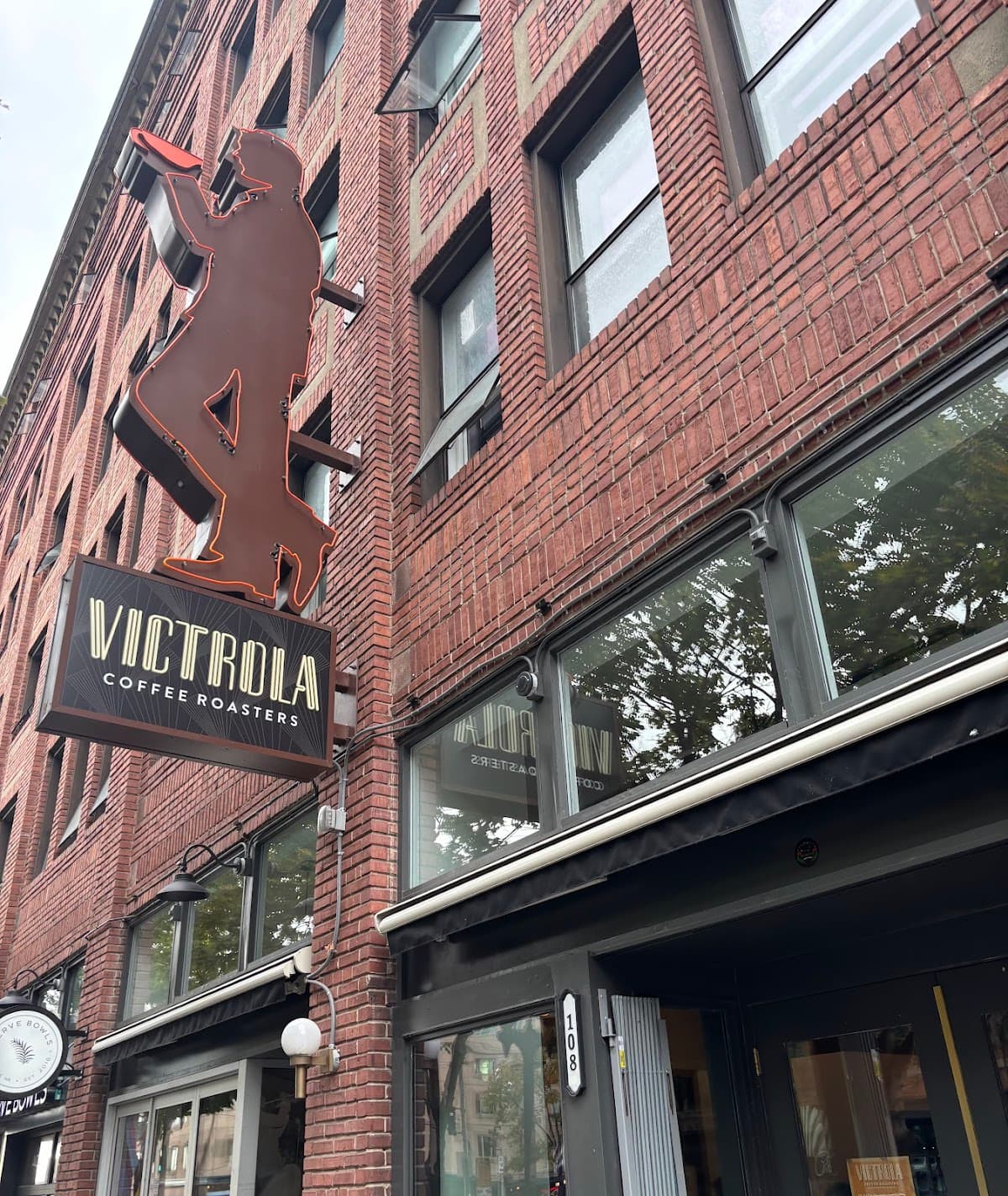 Victrola Coffee Roasters specialty coffee shop in Seattle - photo 5