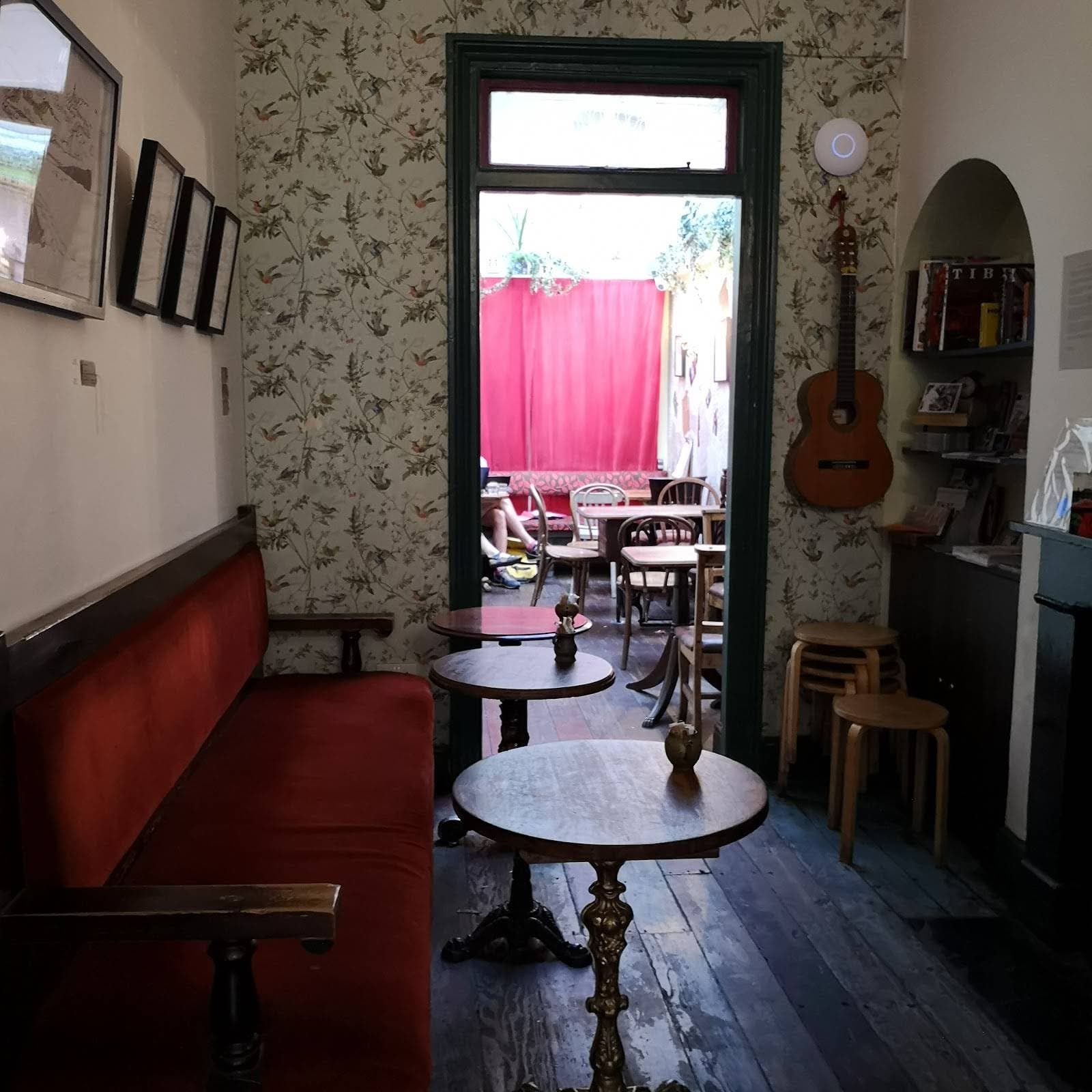 Coffee Circus - specialty coffee shop in Crouch End