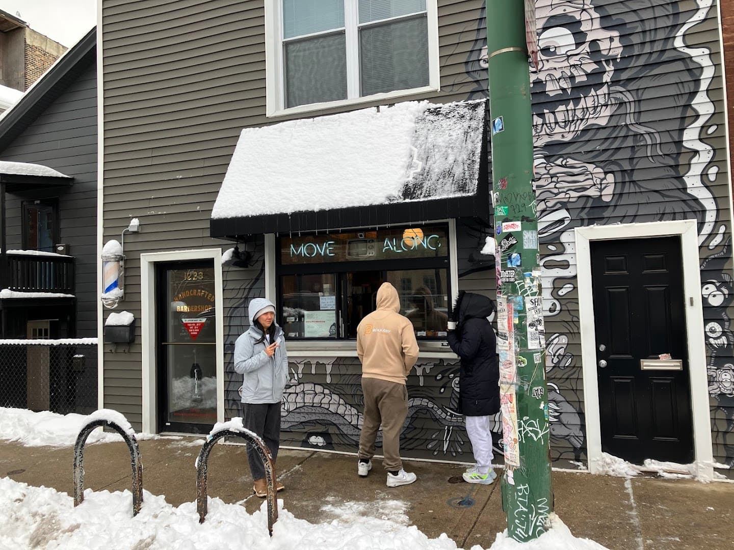 Move Along Coffee specialty coffee shop in Chicago - photo 8