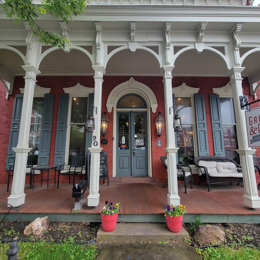 Storefront of Griddle & Grind Cafe, specialty coffee shop in Lancaster