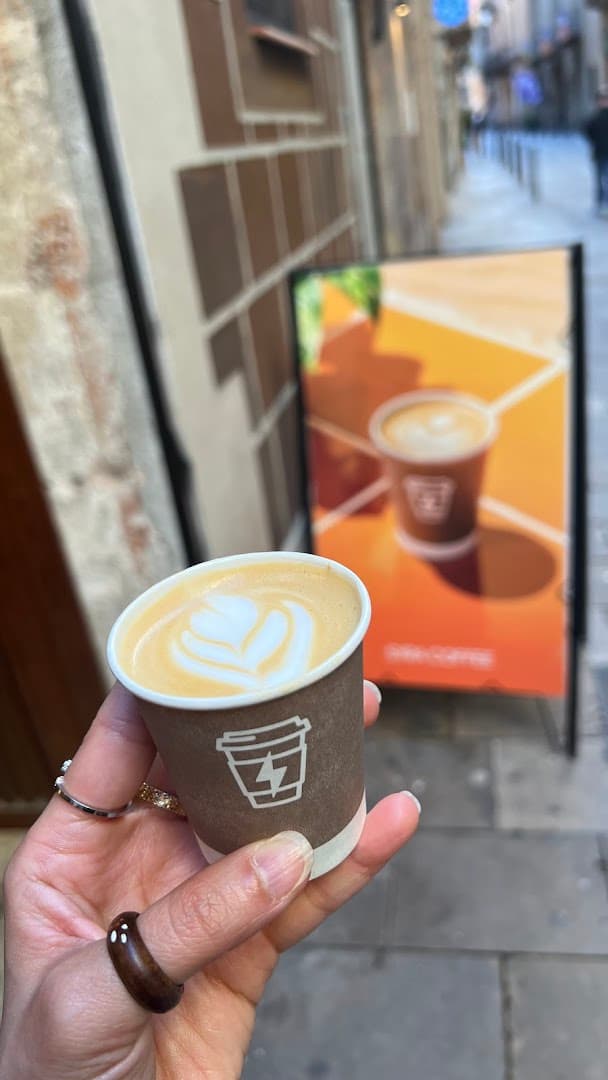 Syra Coffee - Born specialty coffee shop in Barcelona - photo 8