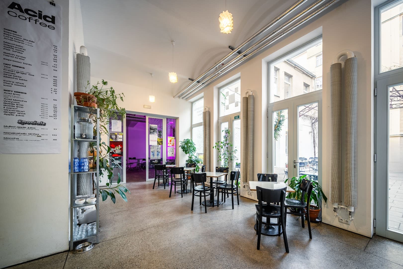Acid Coffee - specialty coffee shop in Prague