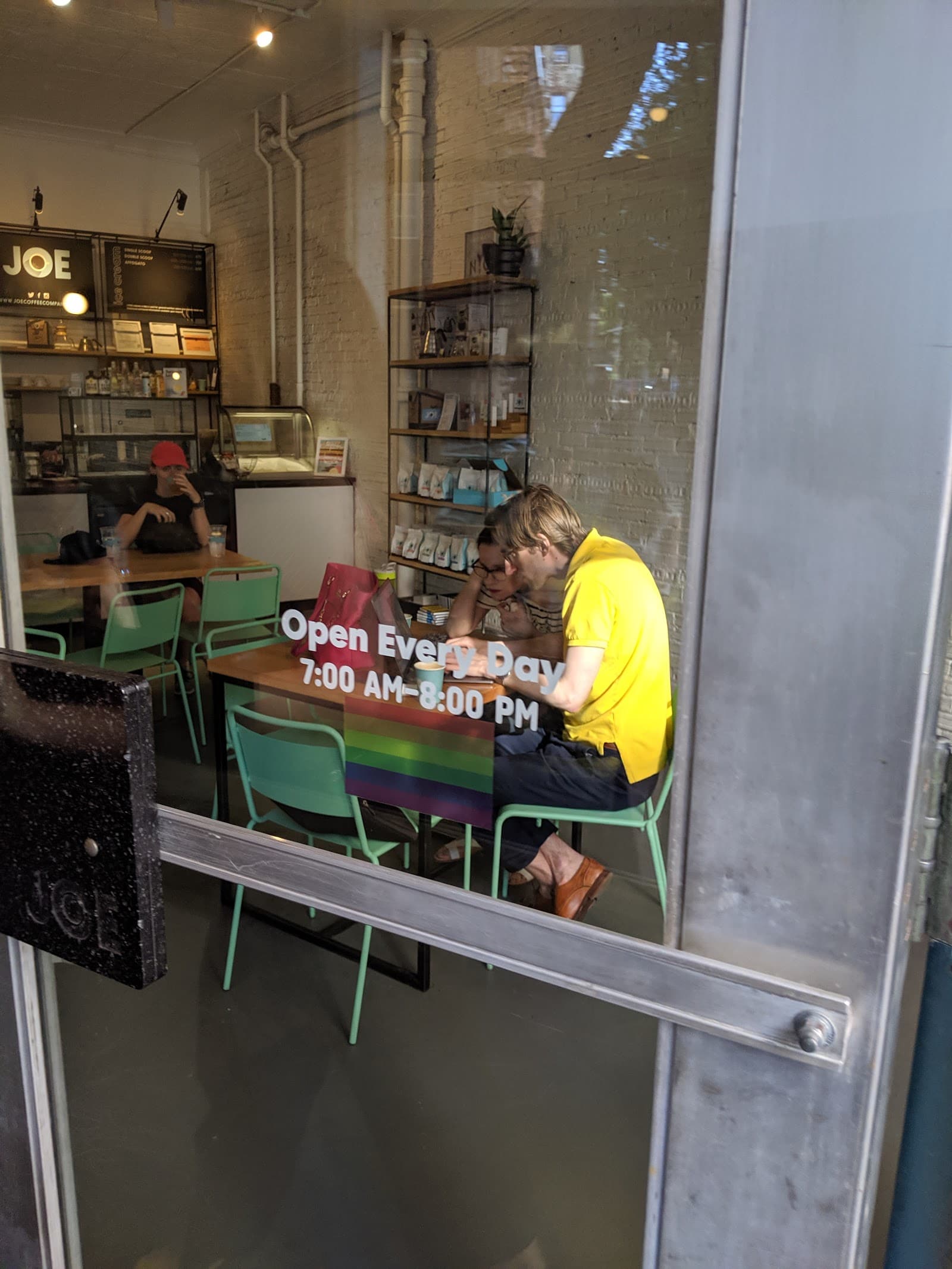 Joe Coffee Company: Brooklyn Heights specialty coffee shop in New York - photo 5