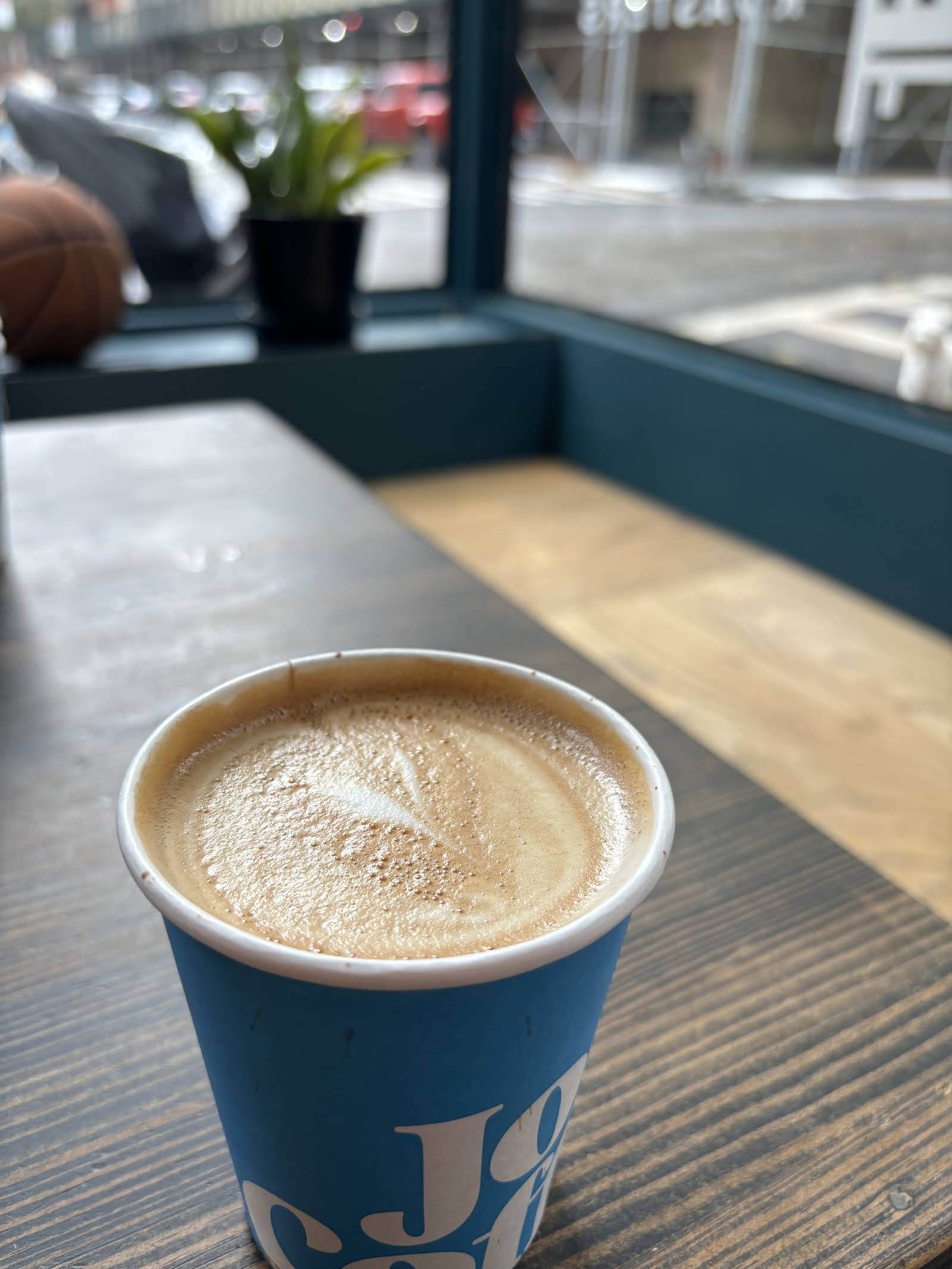 Joe Coffee Company: Brooklyn Heights specialty coffee shop in New York - photo 6