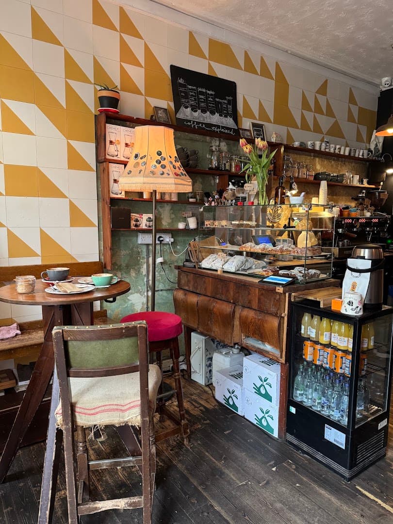 Artisan Roast Broughton street - specialty coffee shop in Edinburgh