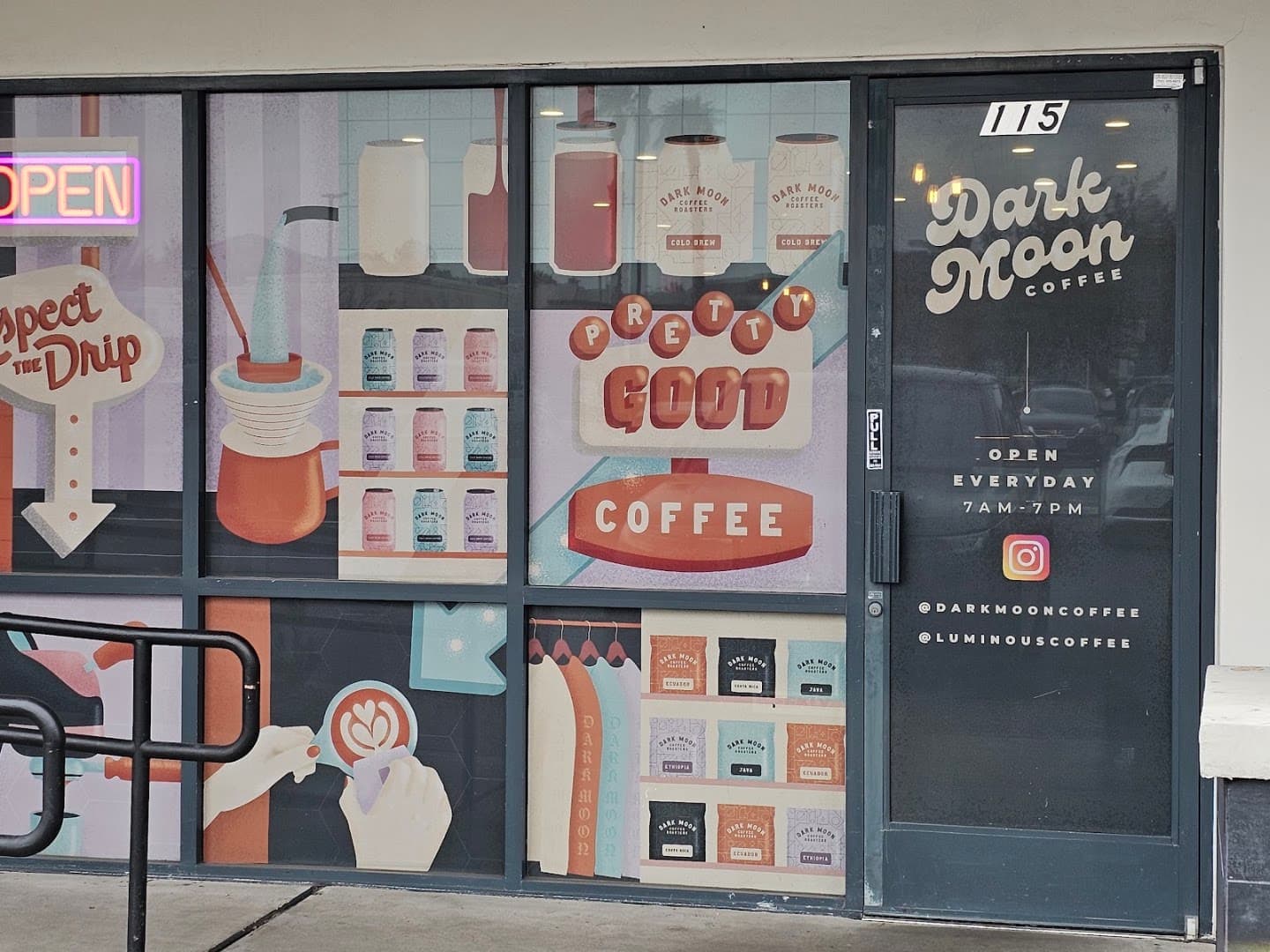 Dark Moon Coffee Roasters - specialty coffee shop in Las Vegas