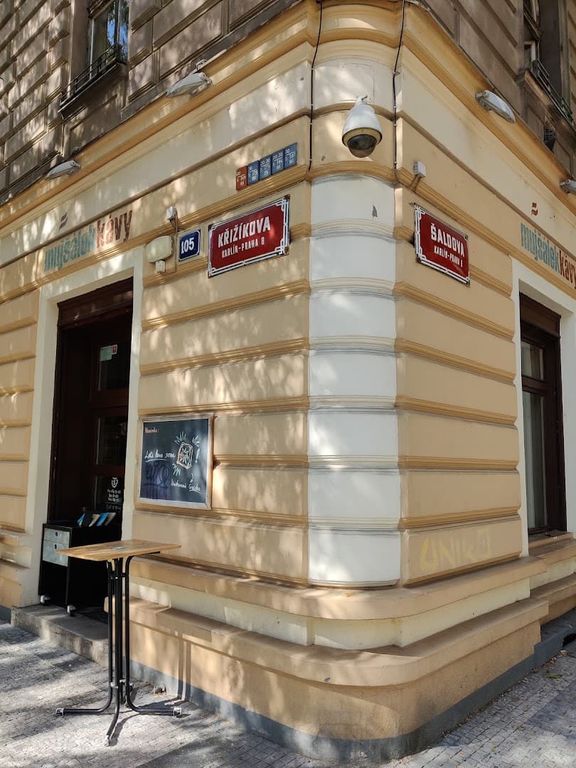 doubleshot - specialty coffee shop in Prague