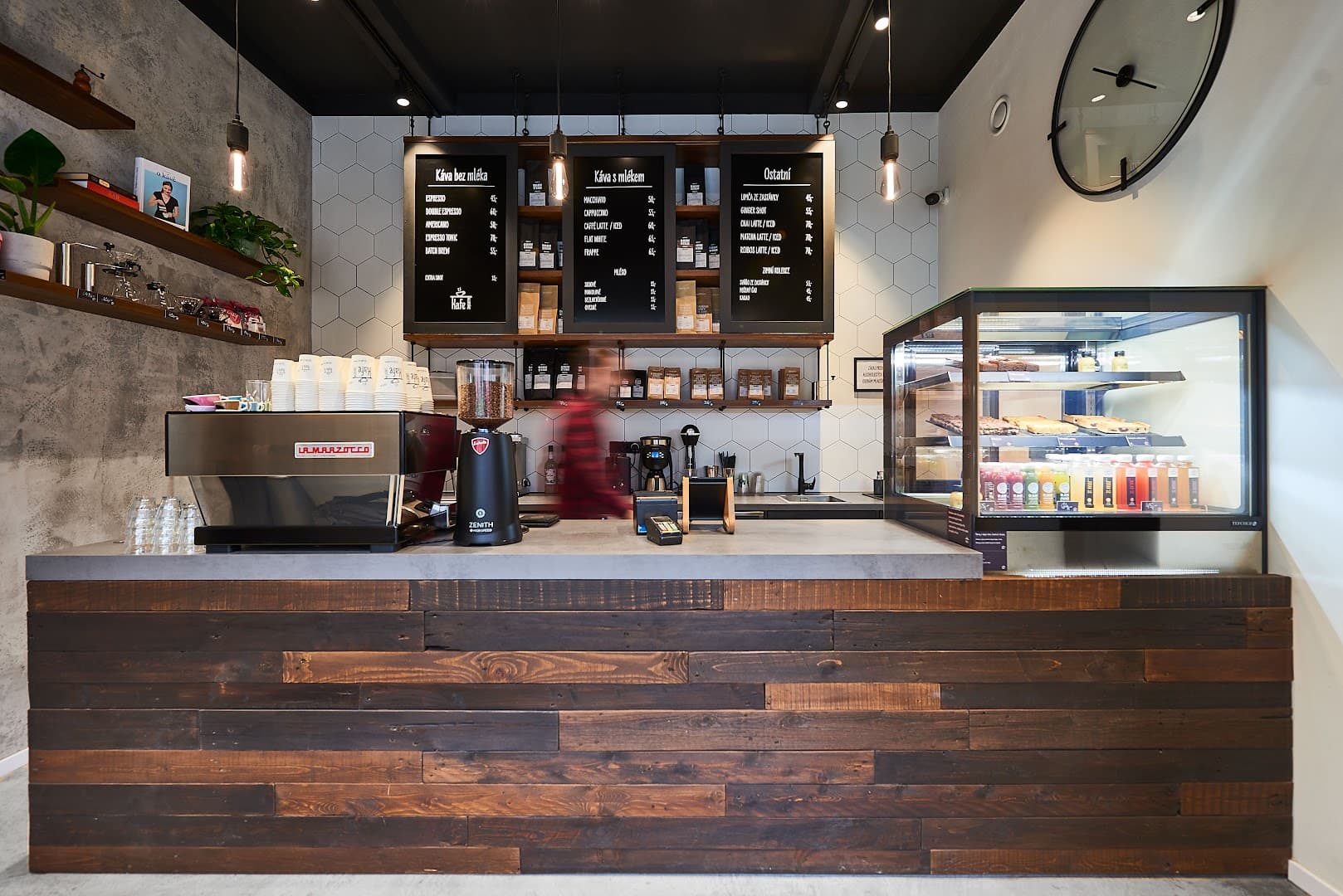 Kafe NA ZASTÁVCE - specialty coffee shop in Prague