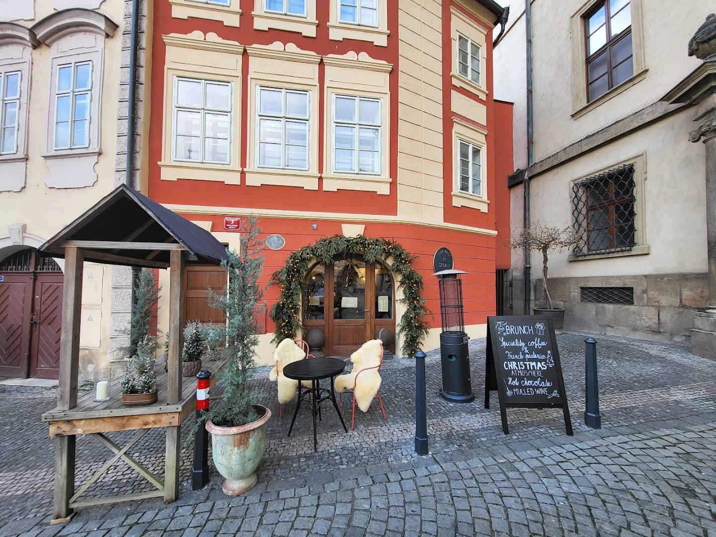 U Stolu - specialty coffee shop in Prague