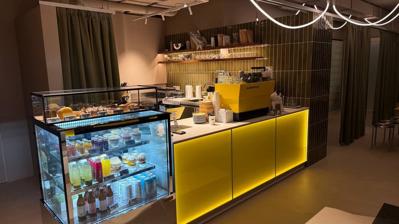 Loka Yoga & Cafe - specialty coffee shop in Vienna