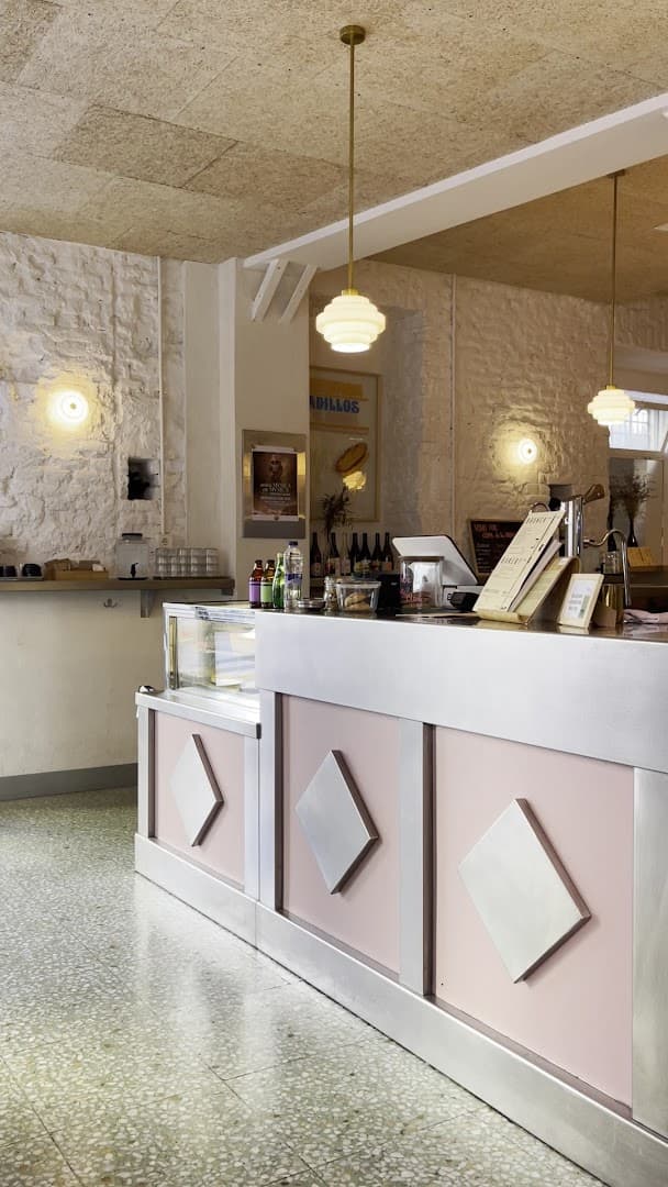Ruda Café en Trava Bar - specialty coffee shop in Madrid