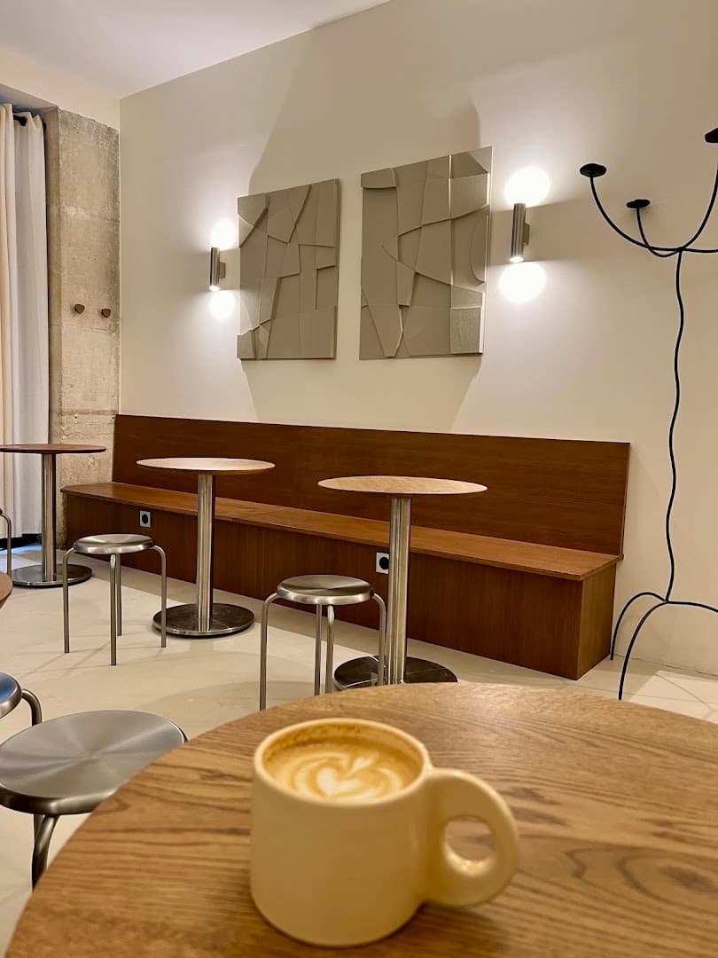 Caffe Doppio - specialty coffee shop in Paris