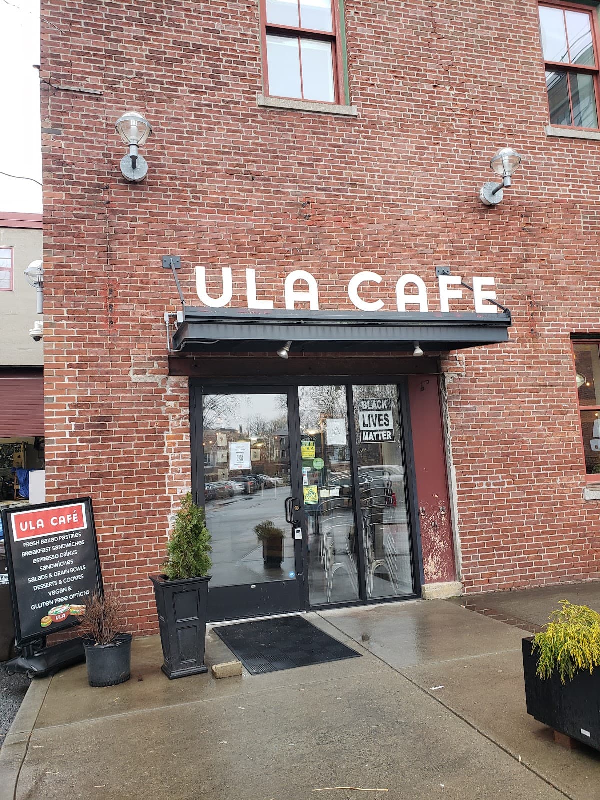 Ula Café - specialty coffee shop in Boston