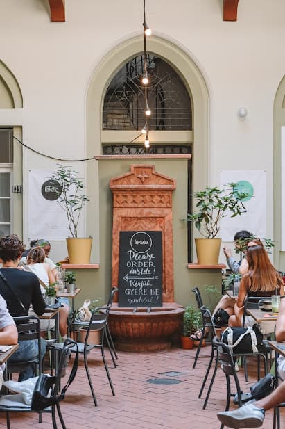 Fekete - specialty coffee shop in V. kerület