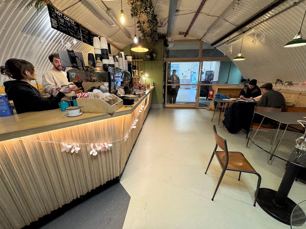 Perks & White coffee, Herne Hill Station - specialty coffee shop in Herne Hill