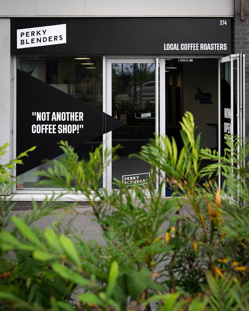 Perky Blenders @ Hoe Street specialty coffee shop in London - photo 5