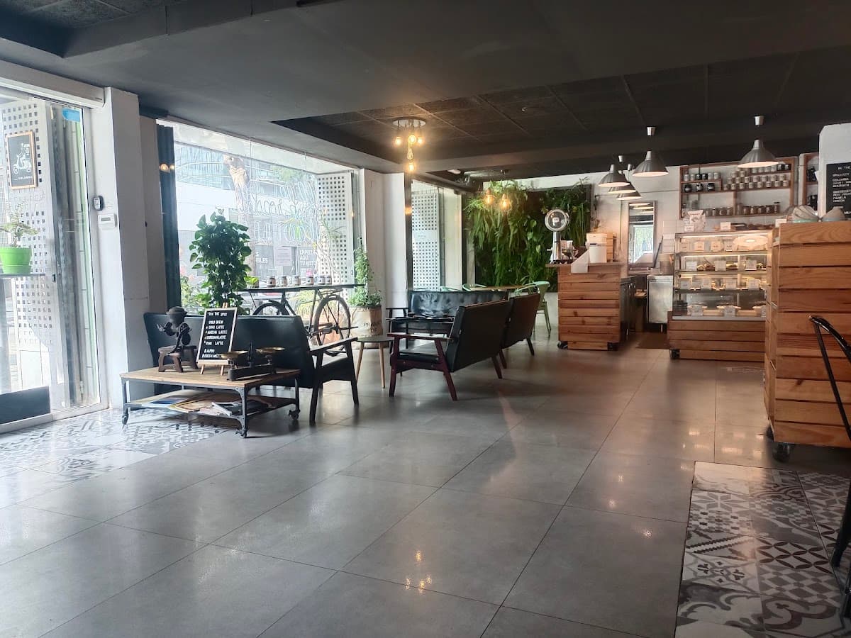 Brooklyn Cafè specialty coffee shop in Barcelona - photo 4