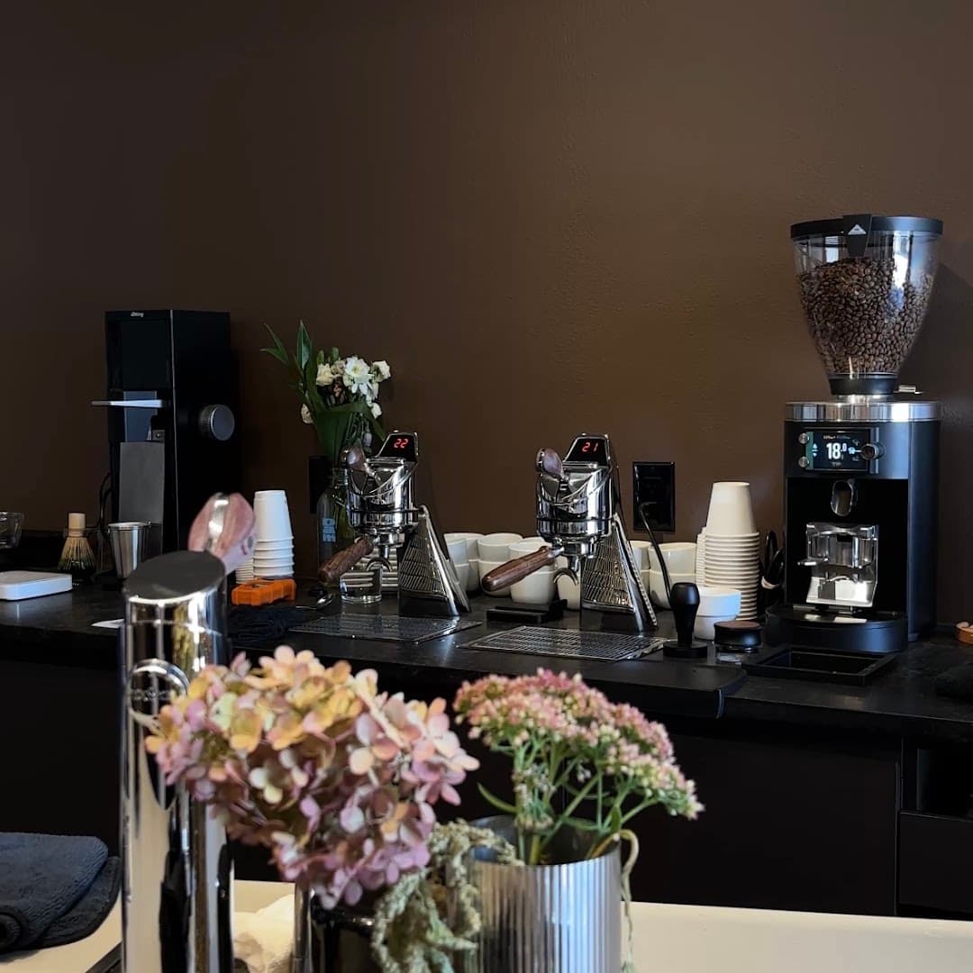 Interior of Café Even, specialty coffee shop in Montreal