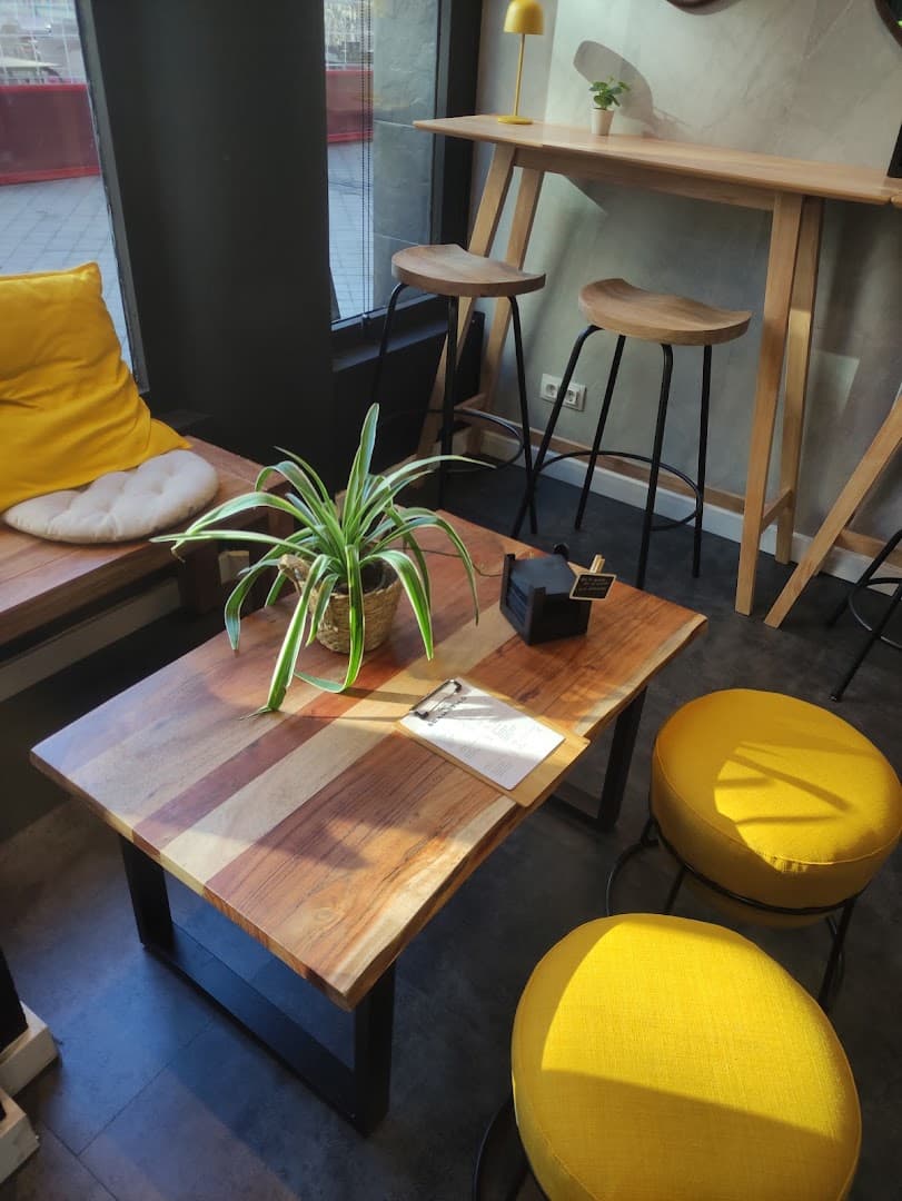 Dramático - specialty coffee shop in Madrid