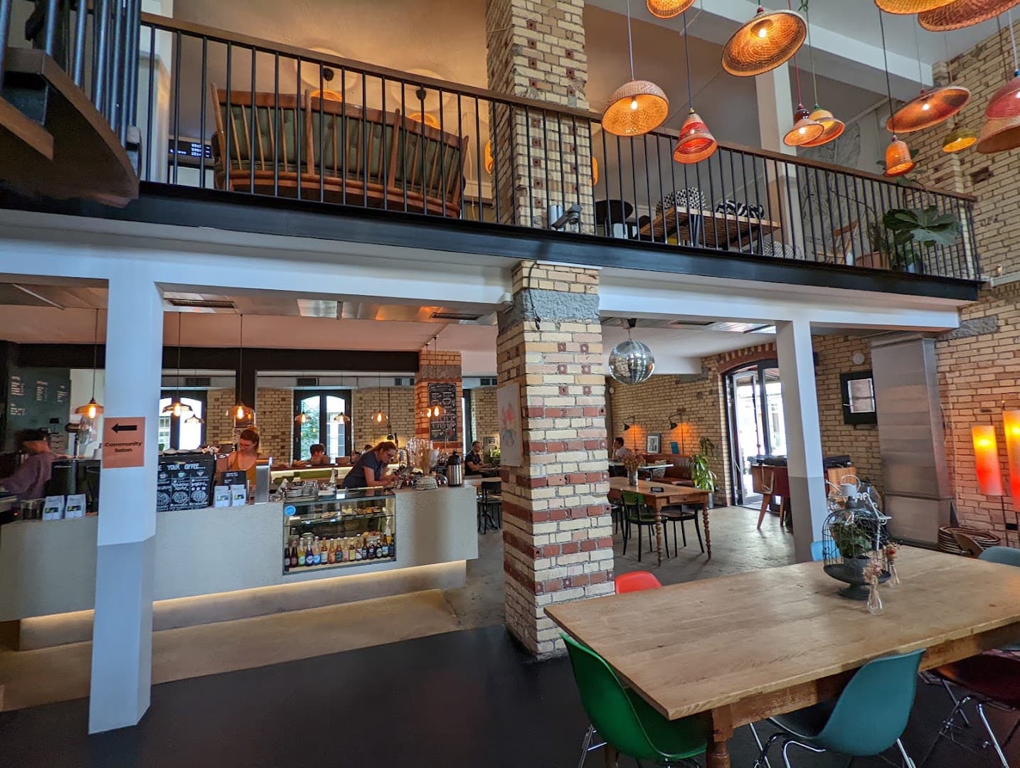Interior of Auer & Co., specialty coffee shop in Zurich