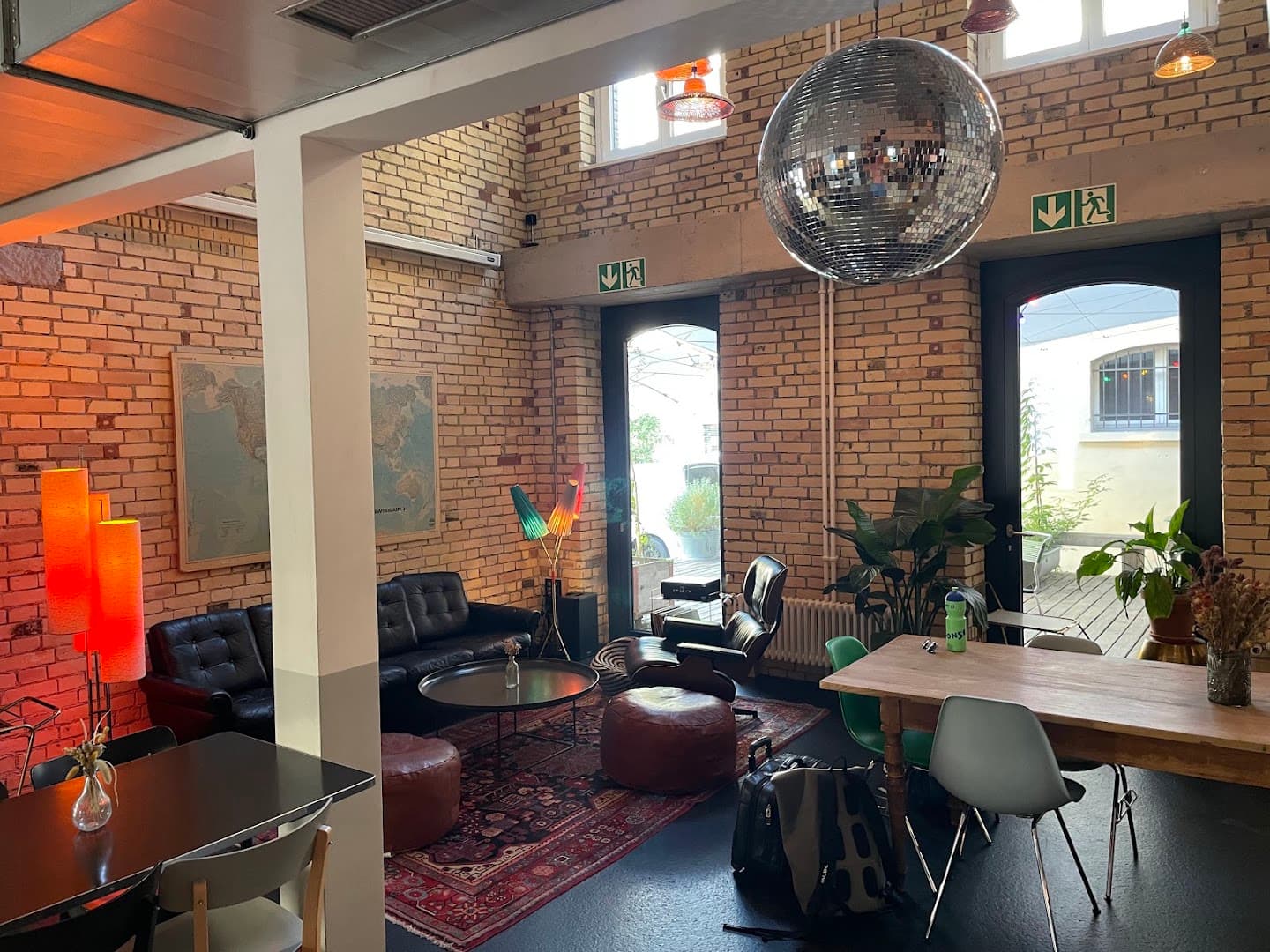 Interior of Auer & Co., specialty coffee shop in Zurich