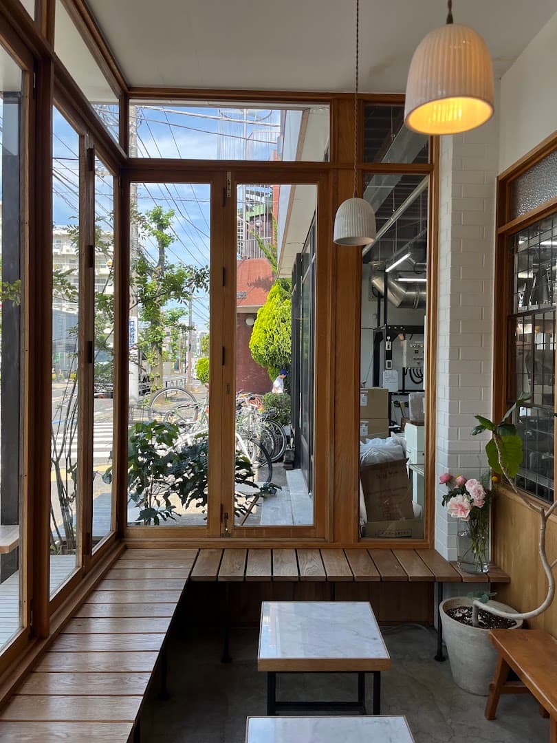 Onibus Coffee (Yakumo Roastery) - specialty coffee shop in Meguro