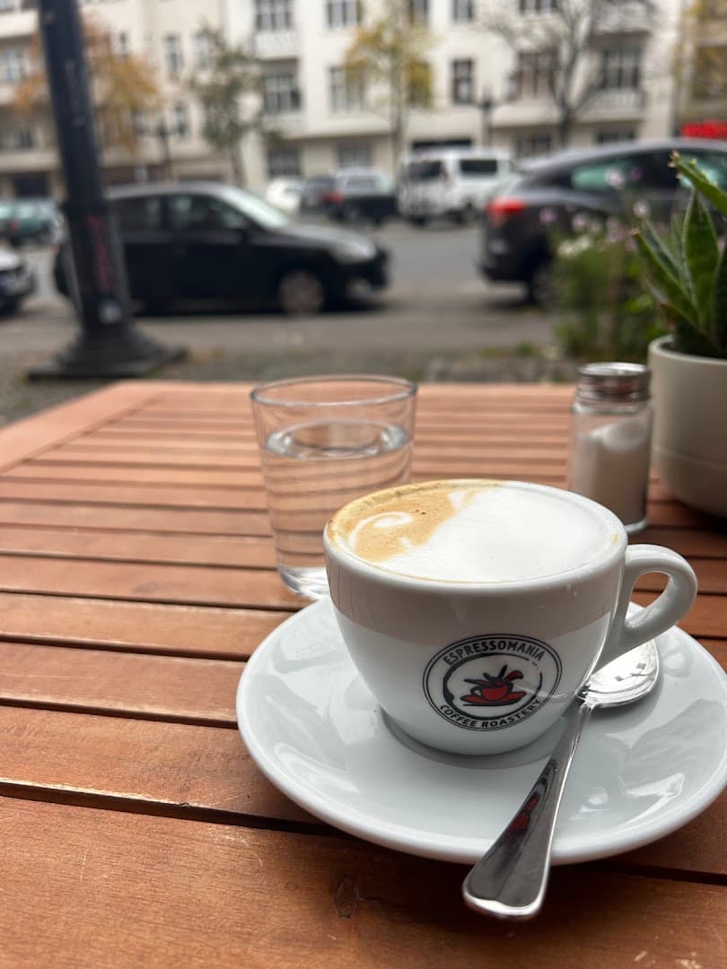 Café, Rösterei & Werkstatt - Espressomania - specialty coffee shop in Bezirk Charlottenburg-Wilmersdorf