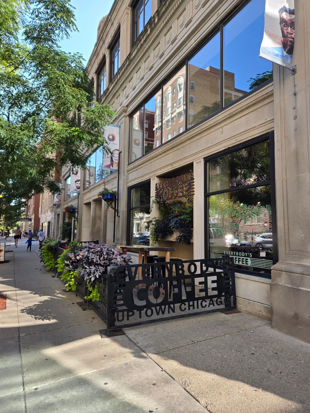 Everybody's Coffee - specialty coffee shop in Uptown