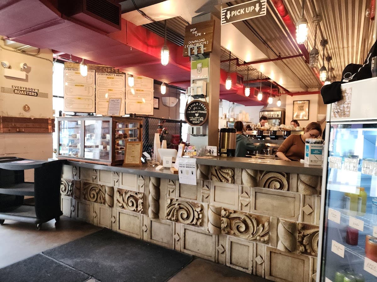 Everybody's Coffee - specialty coffee shop in Uptown