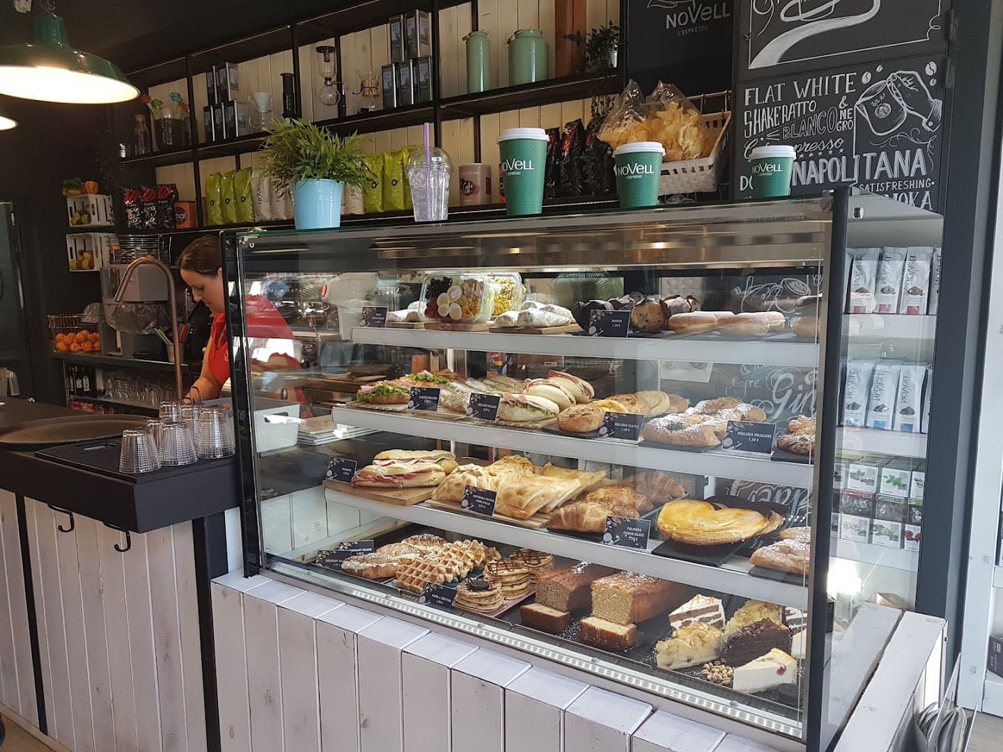 Novell specialty coffee shop in Madrid - photo 9